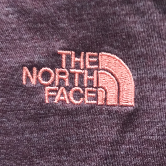 North face burgundy hoodie. Excellent condition. Size large. - Picture 2 of 3